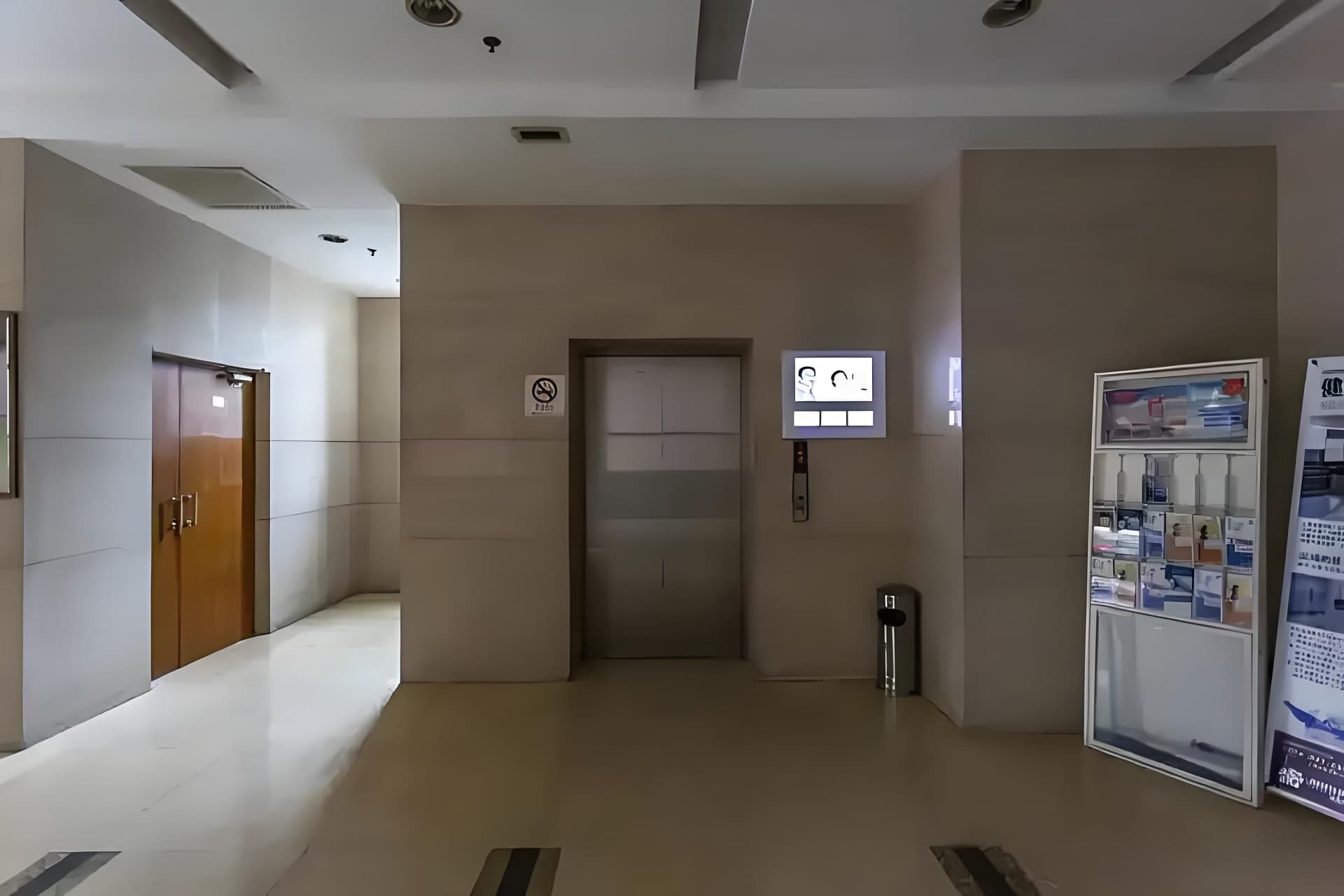 电梯厅